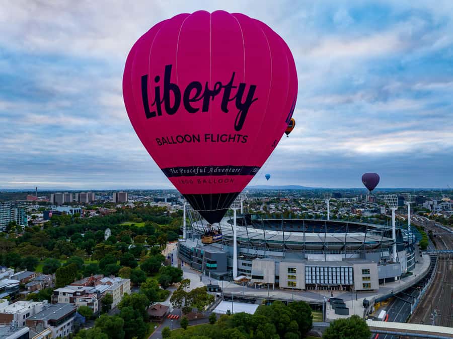 Melbourne: Balloon Flight at Sunrise - Helping to inflate the balloon