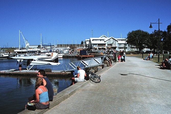 Melbourne: City and Williamstown Ferry Cruise - The Yarra River gives Melbourne a new viewpoint