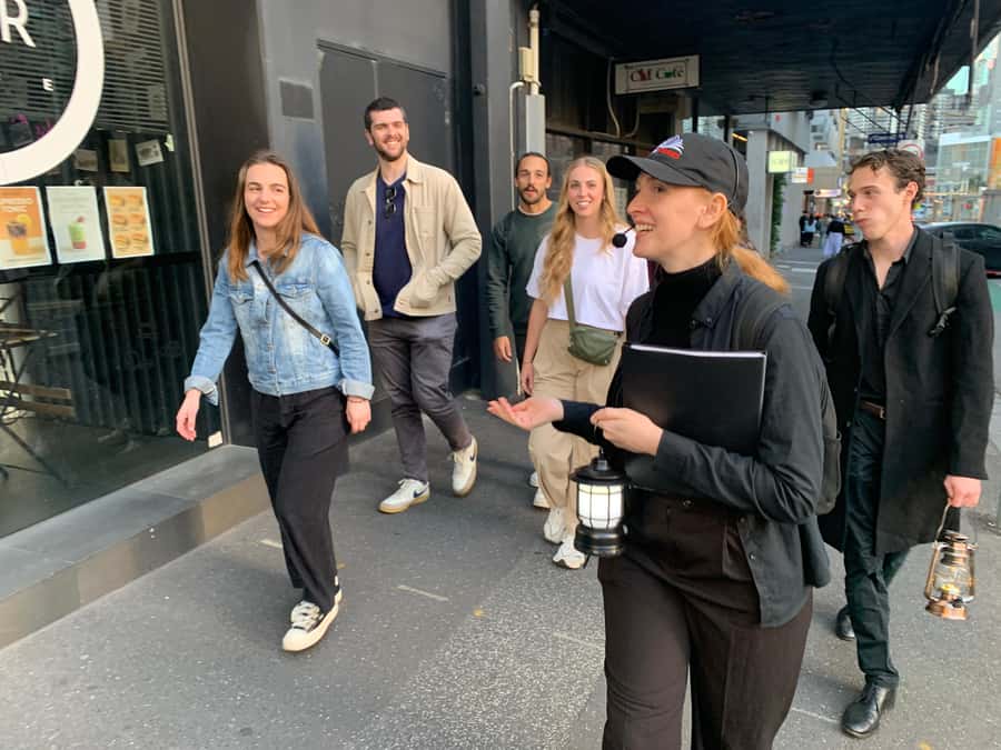 Melbourne: City Highlights Guided Walking Crime Tour - The nighttime setting changes the city