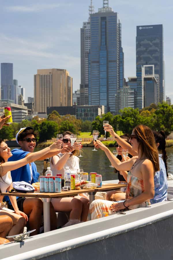 Melbourne: Electric Picnic Boat Rental on the Yarra River - Why the electric boat matters