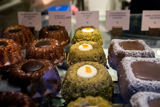 Melbourne Foodie Discovery Walking Tour - Finishing at Whitehart Bar