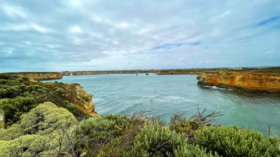 Melbourne: Great Ocean Road Adventure with Iconic Stops - Lorne brings beaches and sea air