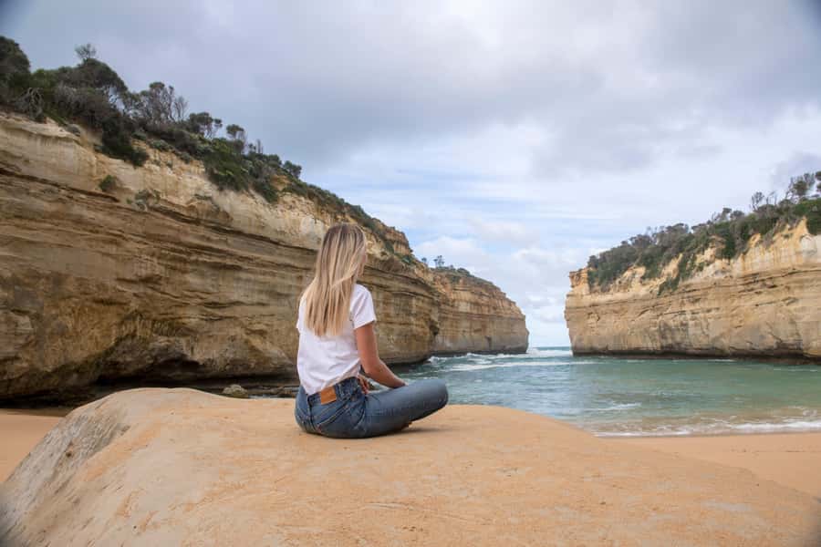 Melbourne: Great Ocean Road & Rainforest Trip - The Twelve Apostles arrive late, but they are worth saving for