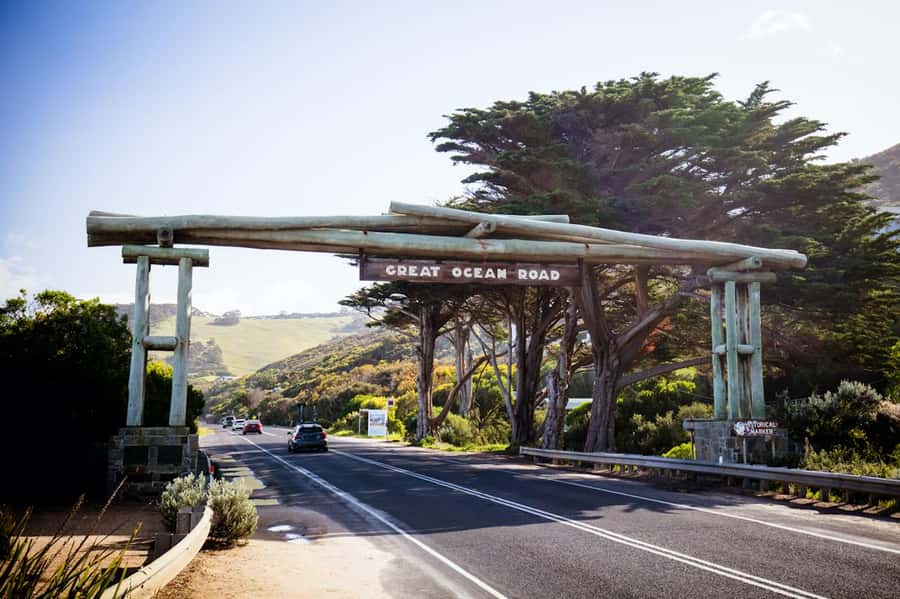 Melbourne: Great Ocean Road to 12 Apostles via the Coastline - Anglesea starts the day gently