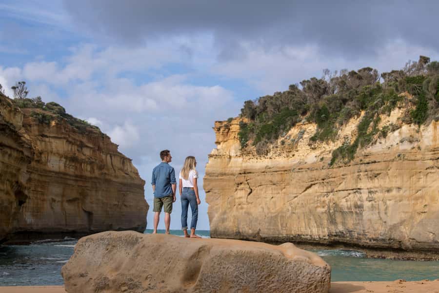 Melbourne: Great Ocean Road Ultimate 12 Apostles with Lunch - Apollo Bay, Kennett River, and roadside wildlife