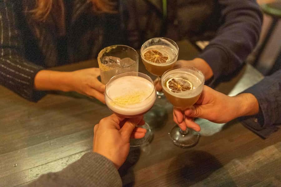 Melbourne: Guided Night-Time Food Walking Tour - Bars, cocktails, and the evening atmosphere