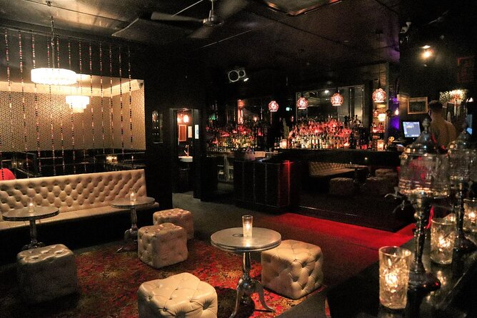 Melbourne: Hidden Bar and Cocktail Tour - The meeting point and first steps into the night