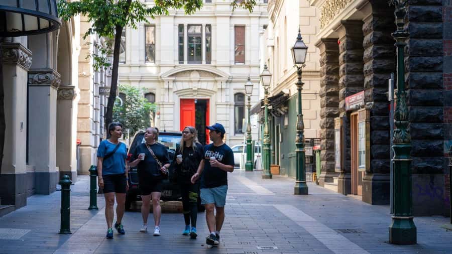 Melbourne: History and Donuts Walking Tour - Key points at a glance