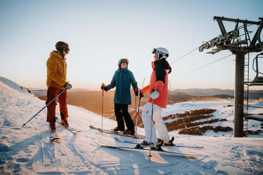 Melbourne: Mt Buller Snow Tour-Save on Hire & True 5 Hrs Fun - Alzburg Ski Hire gives you one useful pause