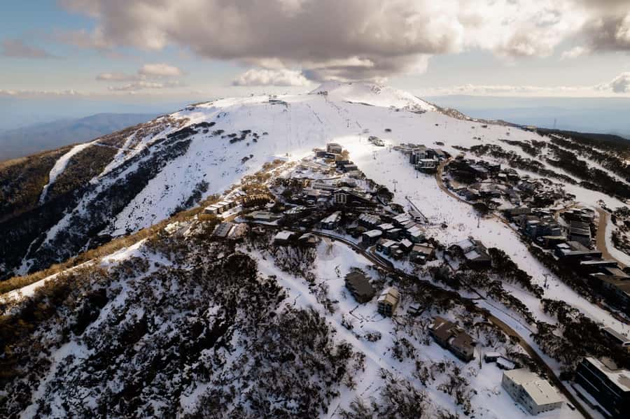 Melbourne: Mt Buller Snow Tour-Save on Hire & True 5 Hrs Fun - The coach ride and driver service