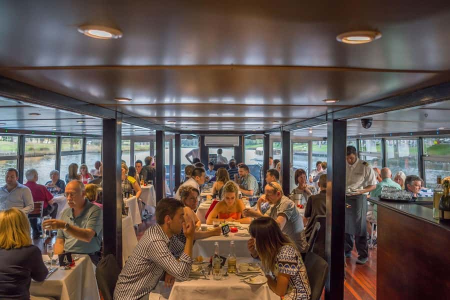 Melbourne: Spirit Of Melbourne Yarra River Lunch Cruise - The three-course menu, from antipasto to cake