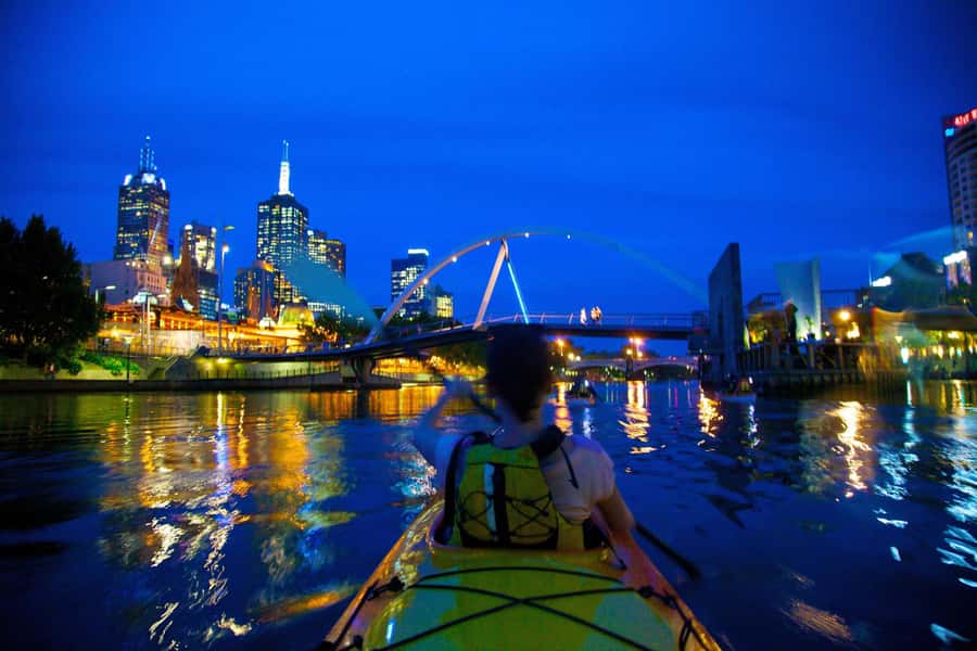 Melbourne: Sunset Kayak Tour with Dinner - Key points before you book