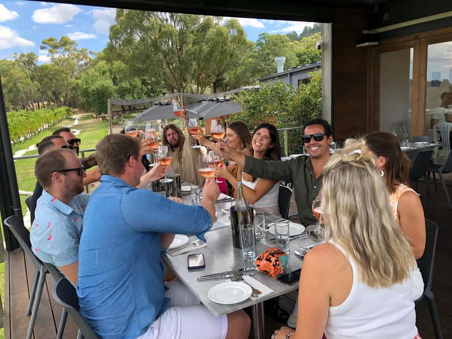 Melbourne: Yarra Valley Food & Wine Trip with 1 Wine Bottle - Yarra Valley Chocolaterie: a sweet finish