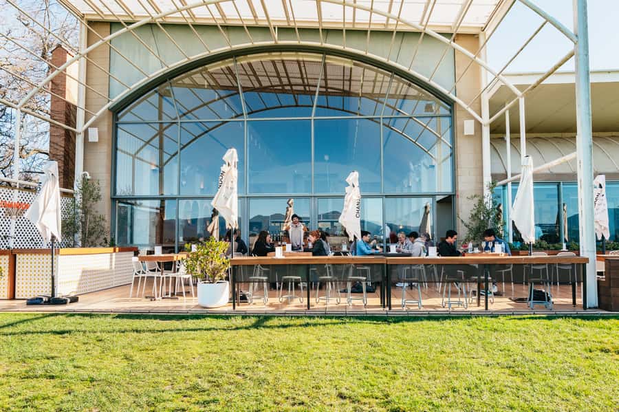 Melbourne: Yarra Valley Wine, Cider, Gin, Beer, & Choc Tour - Chocolate, wine, or a final drink