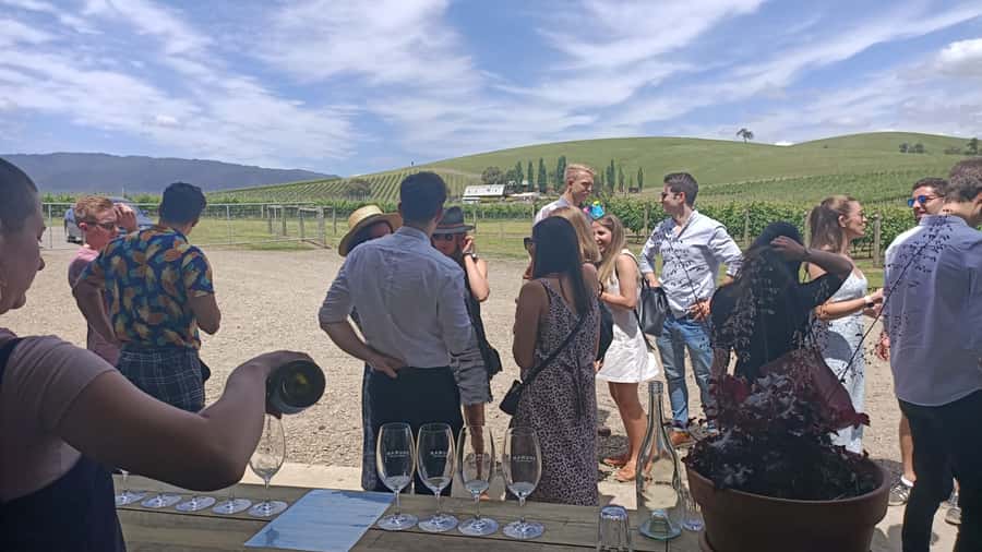 Melbourne: Yarra Valley Wine, Gin, Whisky and Chocolate Tour - Yarrawood and Balgownie: flexible final tastings