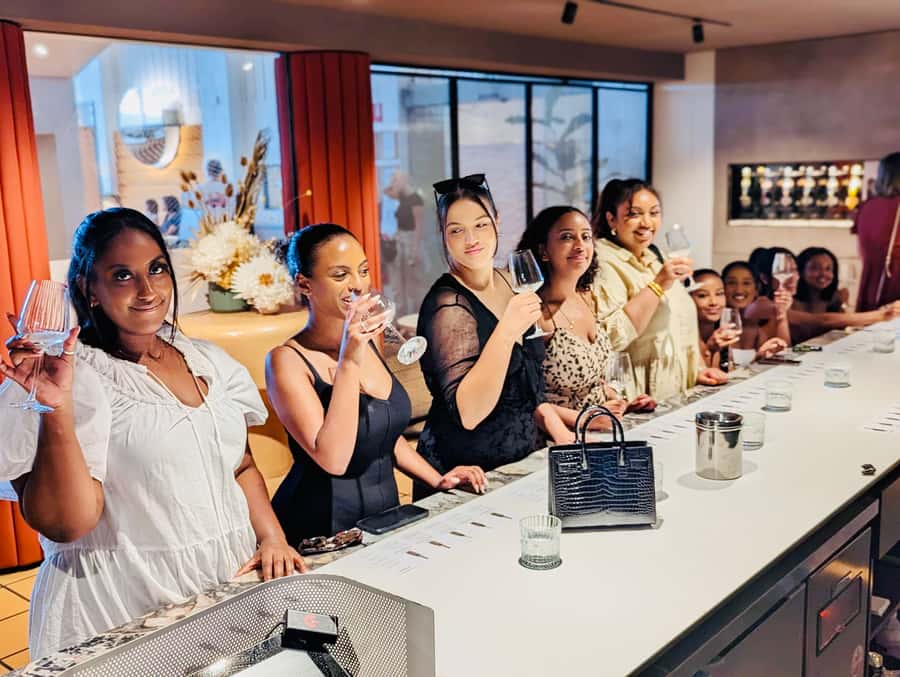 Melbourne: Yarra Valley Wine Tour + Lunch & Gin/Beer Option - Soumah brings food into the center of the day