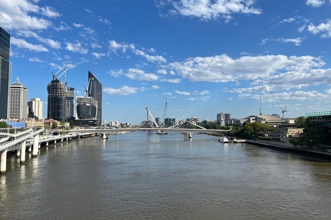 Mid-Afternoon Sightseeing Cruise: 2:30pm-4pm (90min) - Live commentary without a history lecture