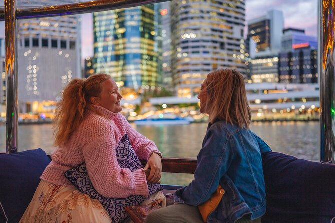 Midday Sightseeing Cruise: 12.30pm-2pm (90min) - Kangaroo Point Cliffs from below