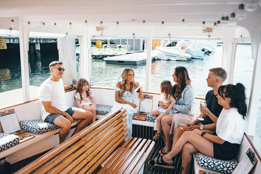 Mooloolaba: Canal Cruise with Commentary - Key points at a glance