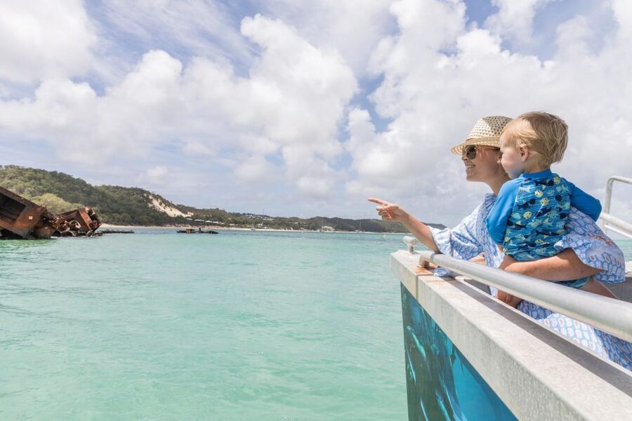 Moreton Island: Tangalooma Desert Safari and Dolphin Feeding - Who will enjoy this day most?