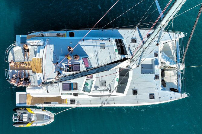 NEW SUNSET TOUR-Airlie Beach Sunset Sail in Style- BYO drinks - Pioneer Point and the open Coral Sea view