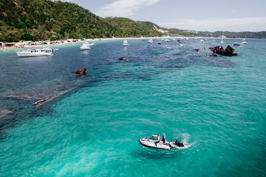 Newport: Moreton Island Snorkeling Tour with Lunch - Sailing from Newport to Moreton Island