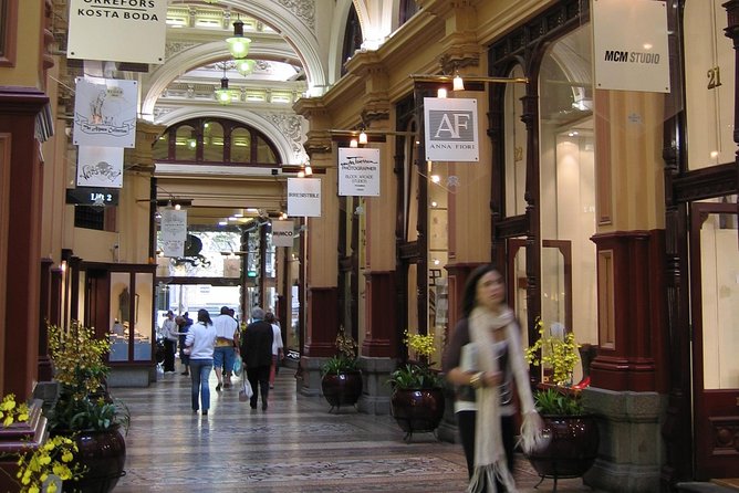 Original Melbourne Lanes and Arcades Walking Tour - The guide shapes the experience