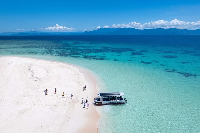 Outer Reef Mackay Cay Sail & Snorkel Adventure from Port Douglas - How weather can shape the day