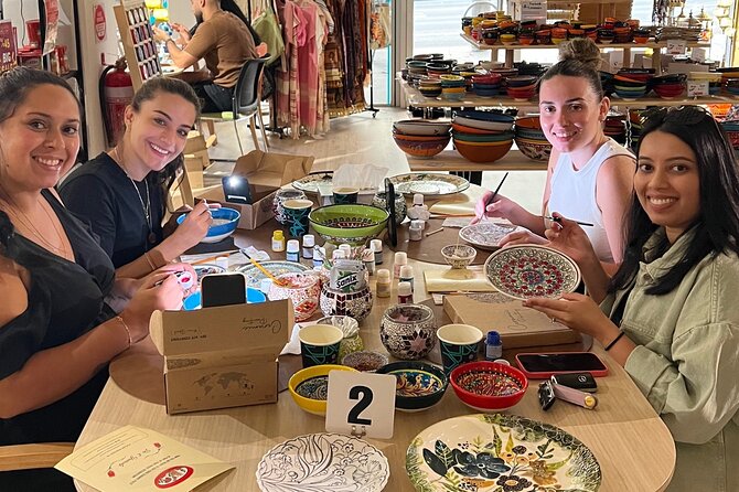 Paint and Sip Classes Brisbane: Ceramic Plates & Bowls - The small refreshments make the session feel social