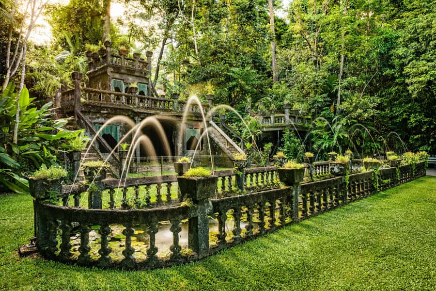 Paronella Park and Mamu Tropical Skywalk Ticket Combo - Key points at a glance