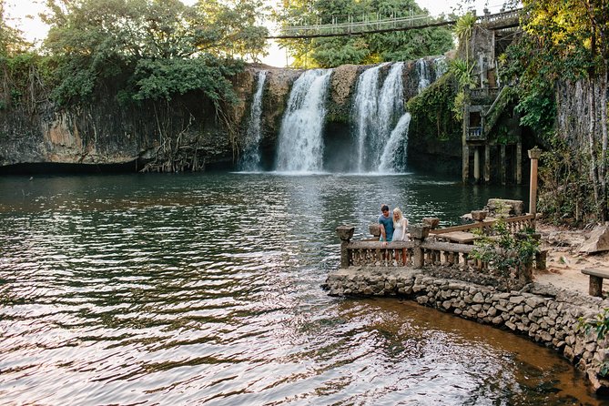 Paronella Park and Millaa Millaa Falls Full-day Tour from Cairns - What the guide adds to the day