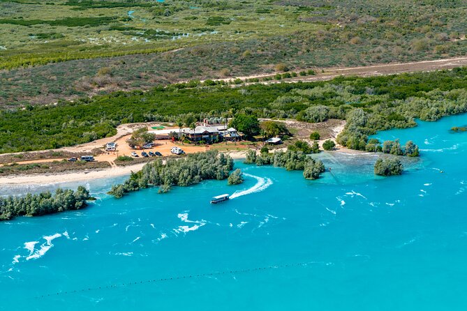 Pearls & Coast: 35-Minute Helicopter Flight & Willie Creek Tour - The boat cruise and live harvest
