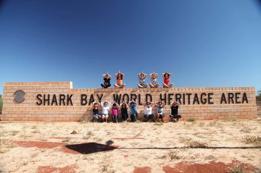 Perth: 7 Day Exmouth Explorer & Ningaloo Reef Return Perth - Coral Bay: the reef starts at the beach