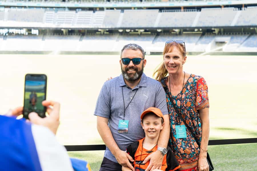 Perth: Optus Stadium Guided Tour - Sky View Lounge and Perth from above