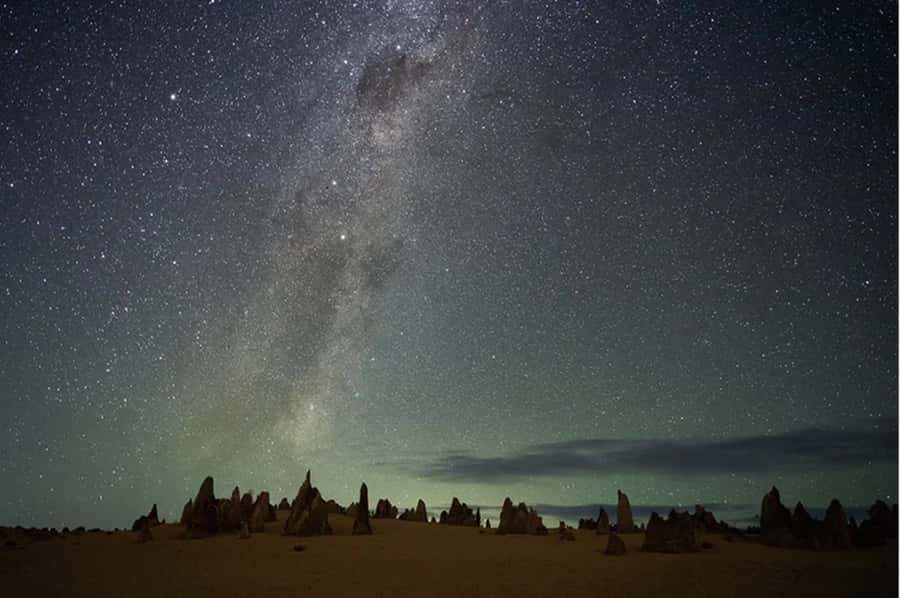 Perth: Pinnacles Desert Sunset & Stargazing with Dinner - Dinner in Cervantes gives the tour an Australian pause