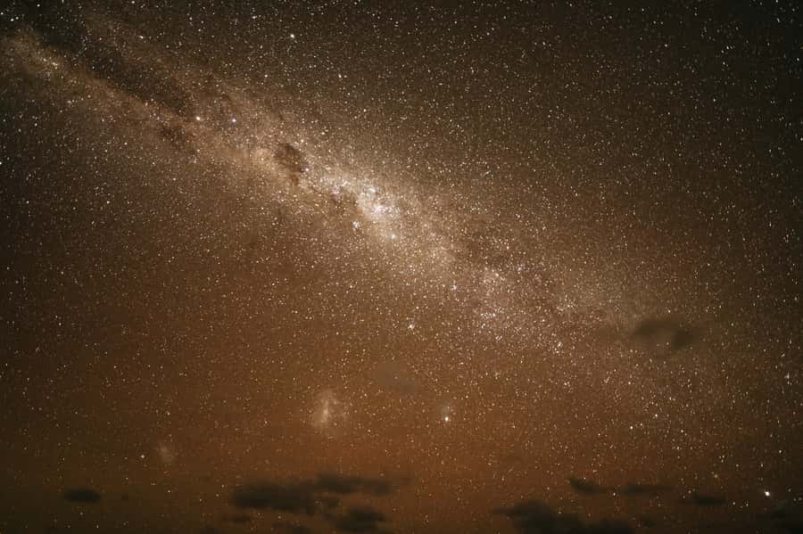 Perth: Pinnacles Desert Sunset & Stargazing with Dinner - The Indian Ocean coast makes the drive worthwhile