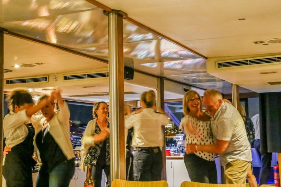 Perth: Swan River Dinner Cruise - Practical booking advice for the $106 fare