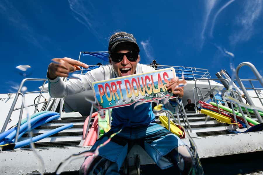 Port Douglas: Outer Barrier Reef Snorkel and Dive Options - What the first 90 minutes on the catamaran feel like