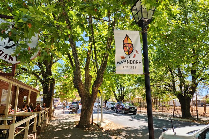 Premium Adelaide Hills Cleland Wildlife and Hahndorf Minibus Tour - Starting with Mount Lofty Summit
