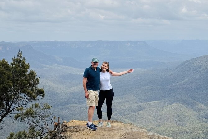 PRIVATE Blue Mountains Scenic World Wentworth Falls & Cruise Tour - Echo Point and the Three Sisters