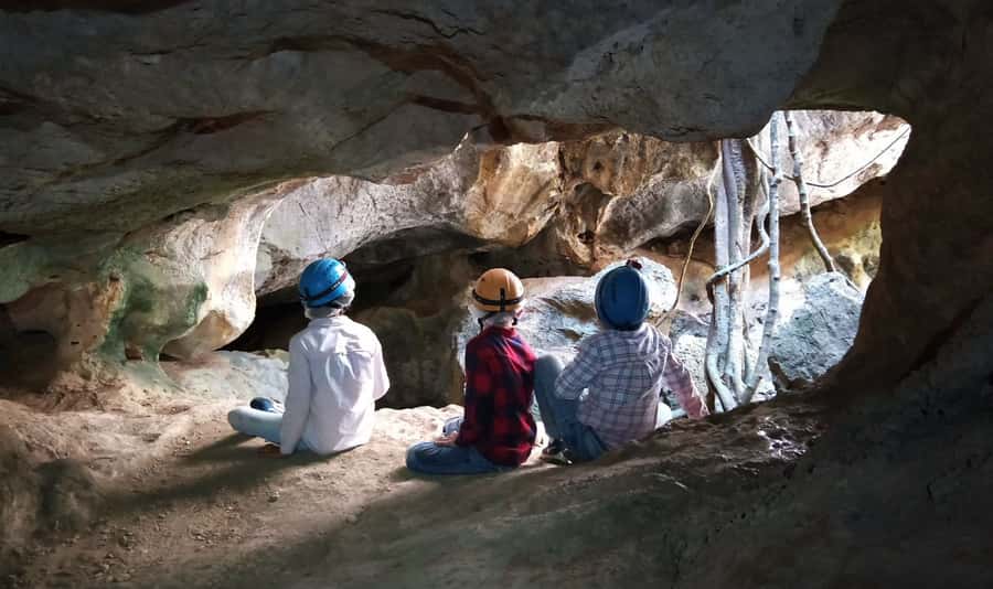 Queensland: 90 Minute Capricorn Caves Explorer Tour - Why this 90-minute cave walk feels different
