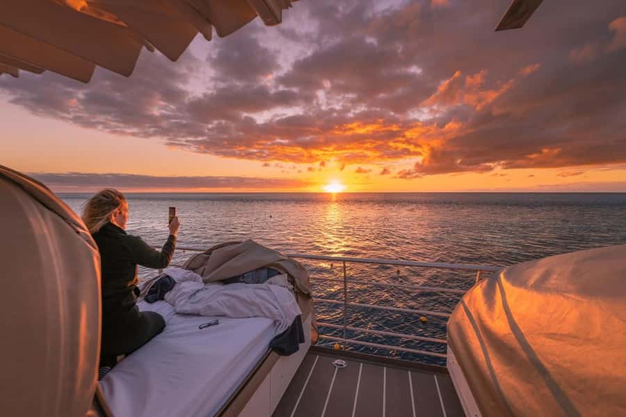 Reef Sleep: 2-Day Great Barrier Reef Pontoon & Gourmet Meals - Should you book this overnight reef stay?