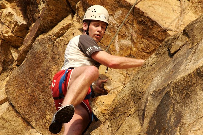 Rock Climbing at the Kangaroo Point Cliffs in Brisbane - Why Kangaroo Point makes a better climbing setting than a gym