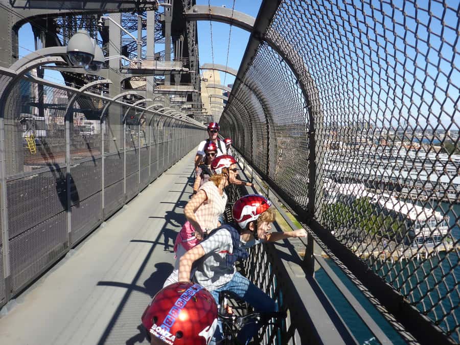 Scenic Sydney Harbour Bridge Bicycle Ride - The return crossing and final Sydney sights