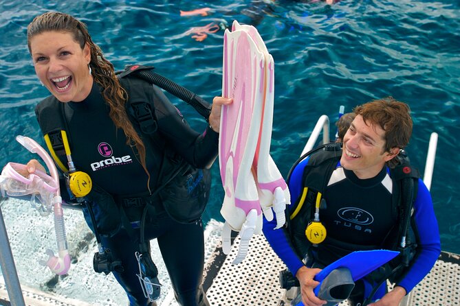 Silversonic Outer Great Barrier Reef Cruise from Port Douglas - Introductory scuba and certified sessions