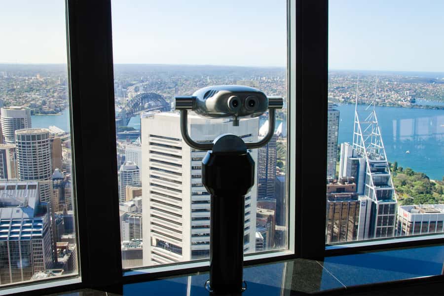 Skywalk at The Sydney Tower Eye: Ticket & Tour - Why the small group and guides matter