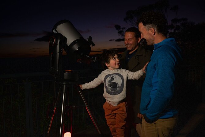 Stargazing with an Astronomer in the Blue Mountains - Hot chocolate, blankets, and the Blue Mountains cold