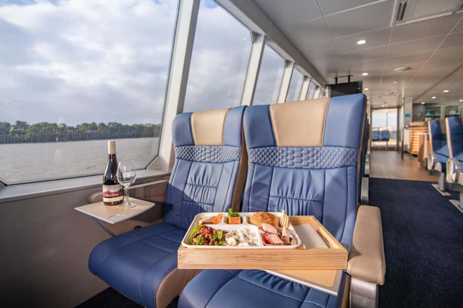 Strahan: World Heritage Cruise on Gordon River with Lunch - Entering the silent Gordon River
