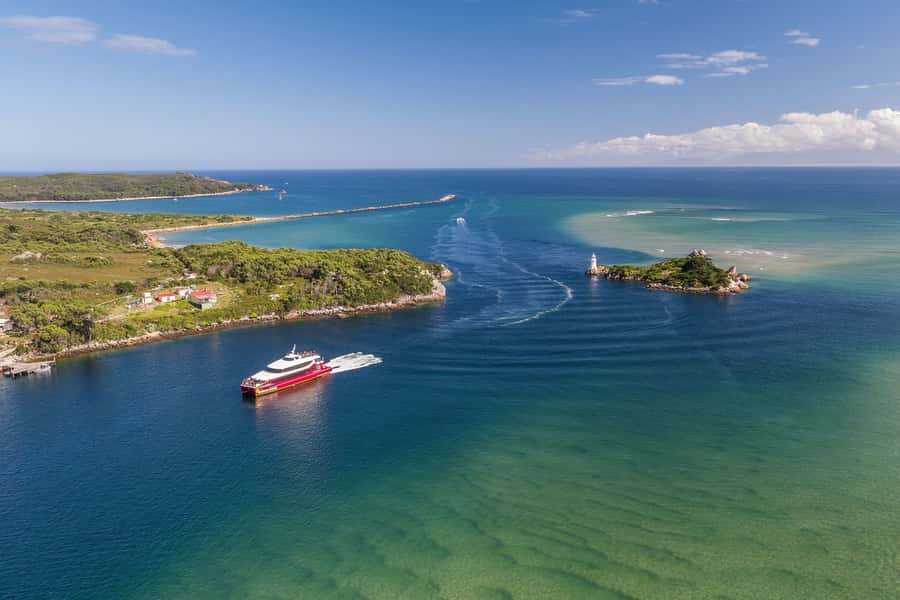 Strahan: World Heritage Cruise on Gordon River with Lunch - Seating, food, and the extra cost of comfort