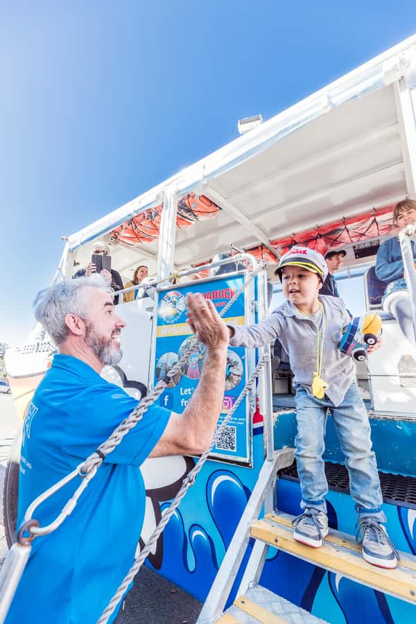 Sunshine Coast: 1-Hour Land and Water Tour - Key points to know before you book